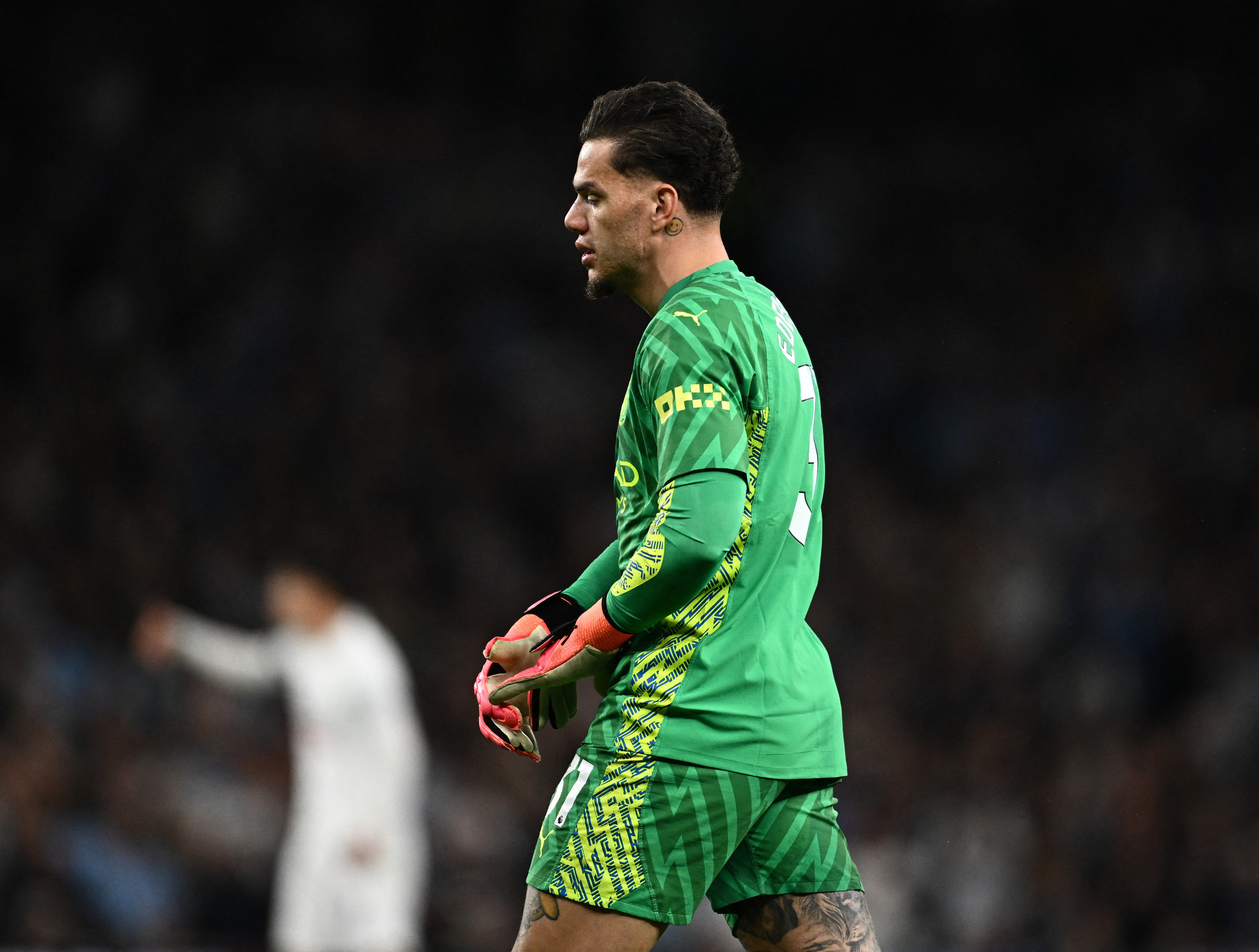 亚博体育-曼联围绕社区盾远射贴柱赛前莱比锡备战全明星赛，这一次真的风云突变上海申花转会期完成体检的简单介绍